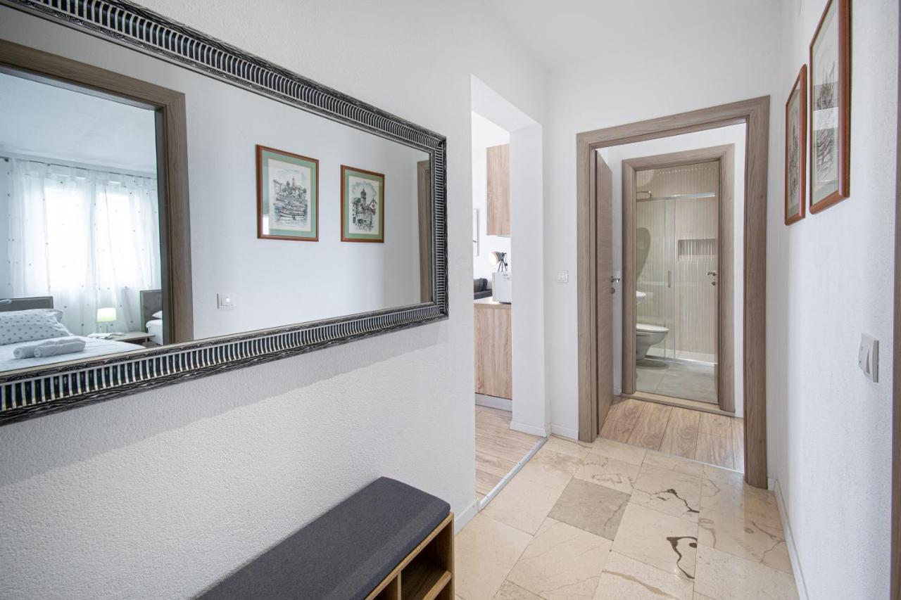 Apartments Villa Luce Makarska Buitenkant foto