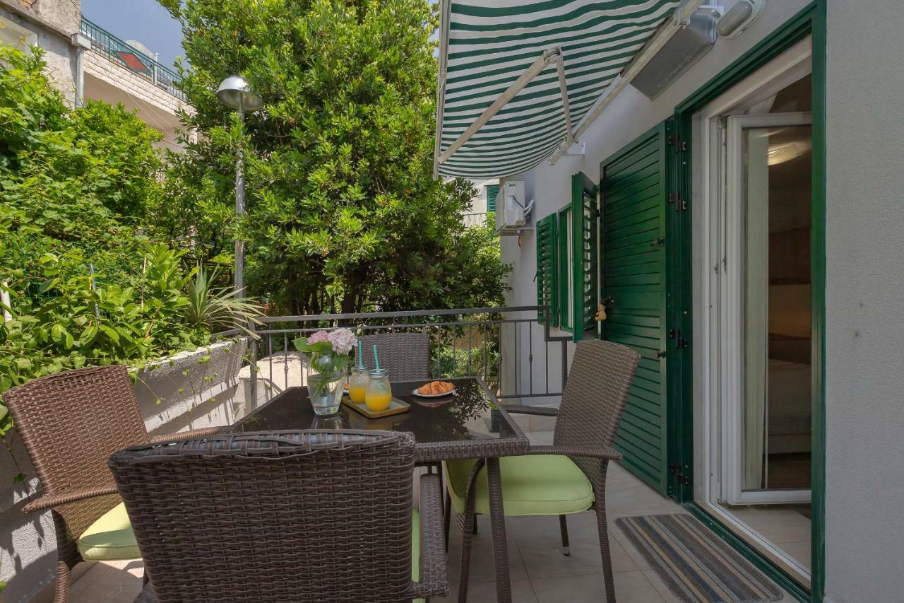 Apartments Villa Luce Makarska Buitenkant foto